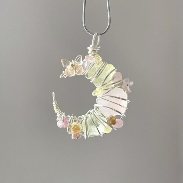 22902a27ae3bd8f5811dd33aee6b59d6 Crystal design, gemstone necklace, winding pendant, moon collarbone, sweater chain