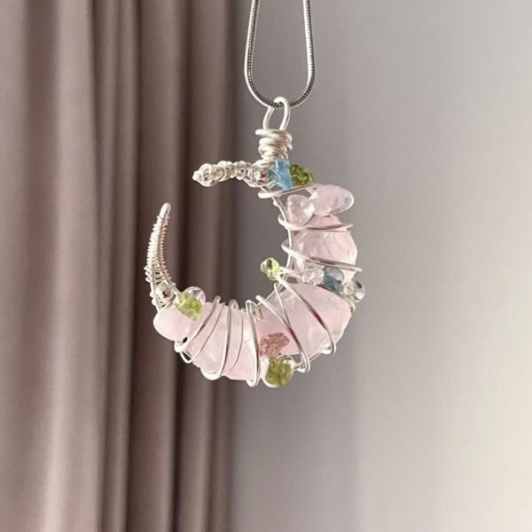 3364dcd01850b1a1f0dfe6932b08fa95 Crystal design, gemstone necklace, winding pendant, moon collarbone, sweater chain