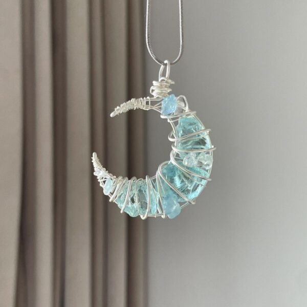 703d6dfacd853bc6f7b2d3e0eb50be1d Crystal design, gemstone necklace, winding pendant, moon collarbone, sweater chain