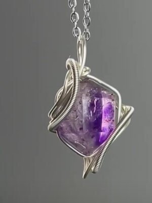 Amethyst double pointed metal wound necklace