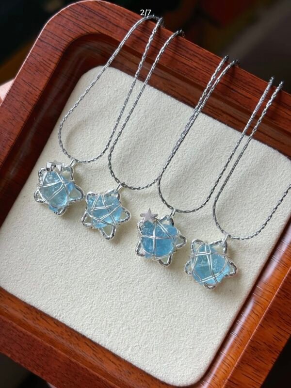 Handmade winding star sea blue treasure crystal necklace, beautiful and peaceful. Preferred Gift