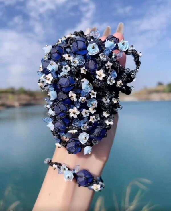 Weaving Bracelet with Sea Lament (复制)